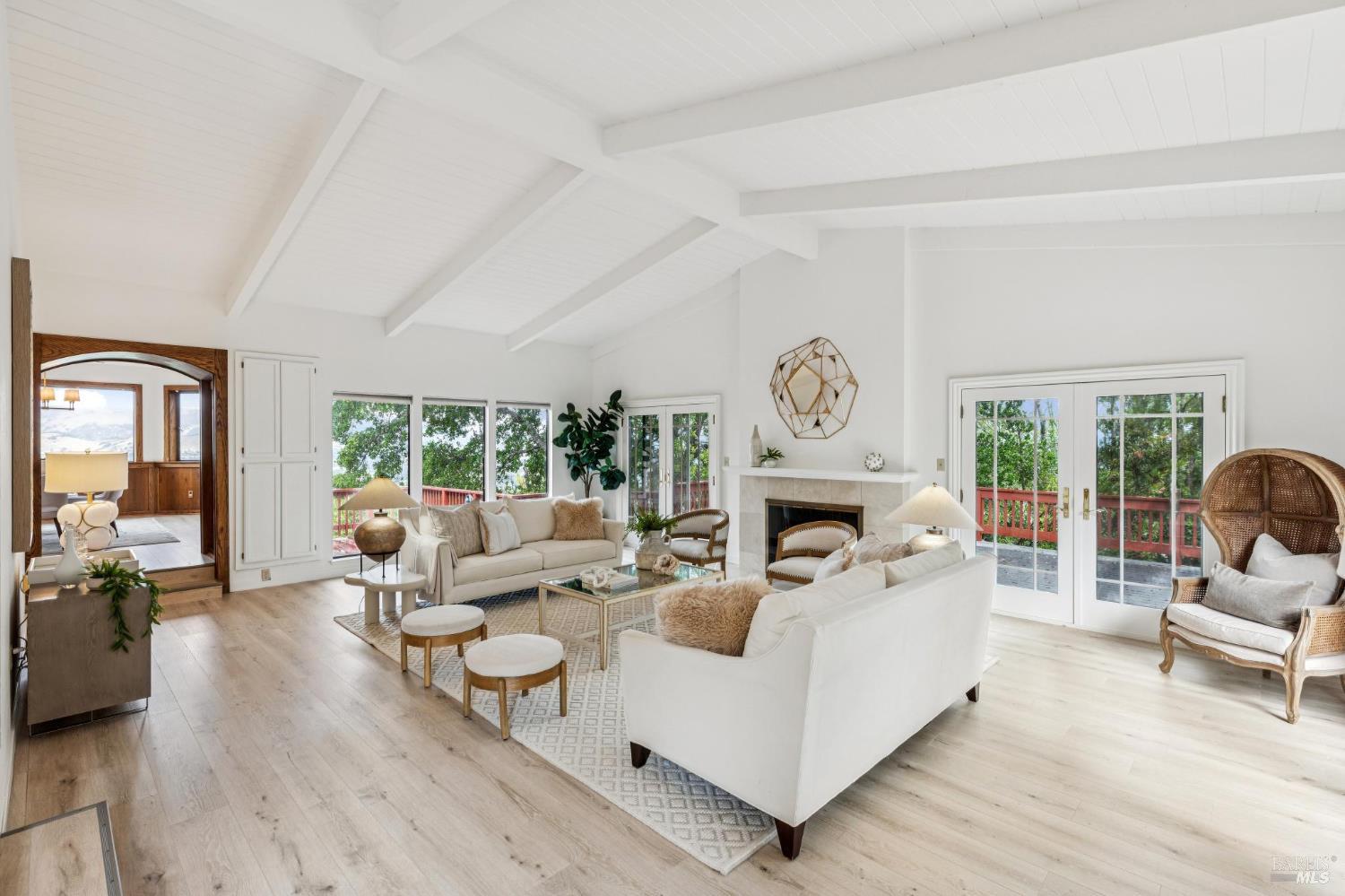 99 Glenside Way, San Rafael