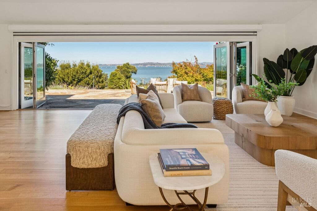 90 Taylor Road, Tiburon