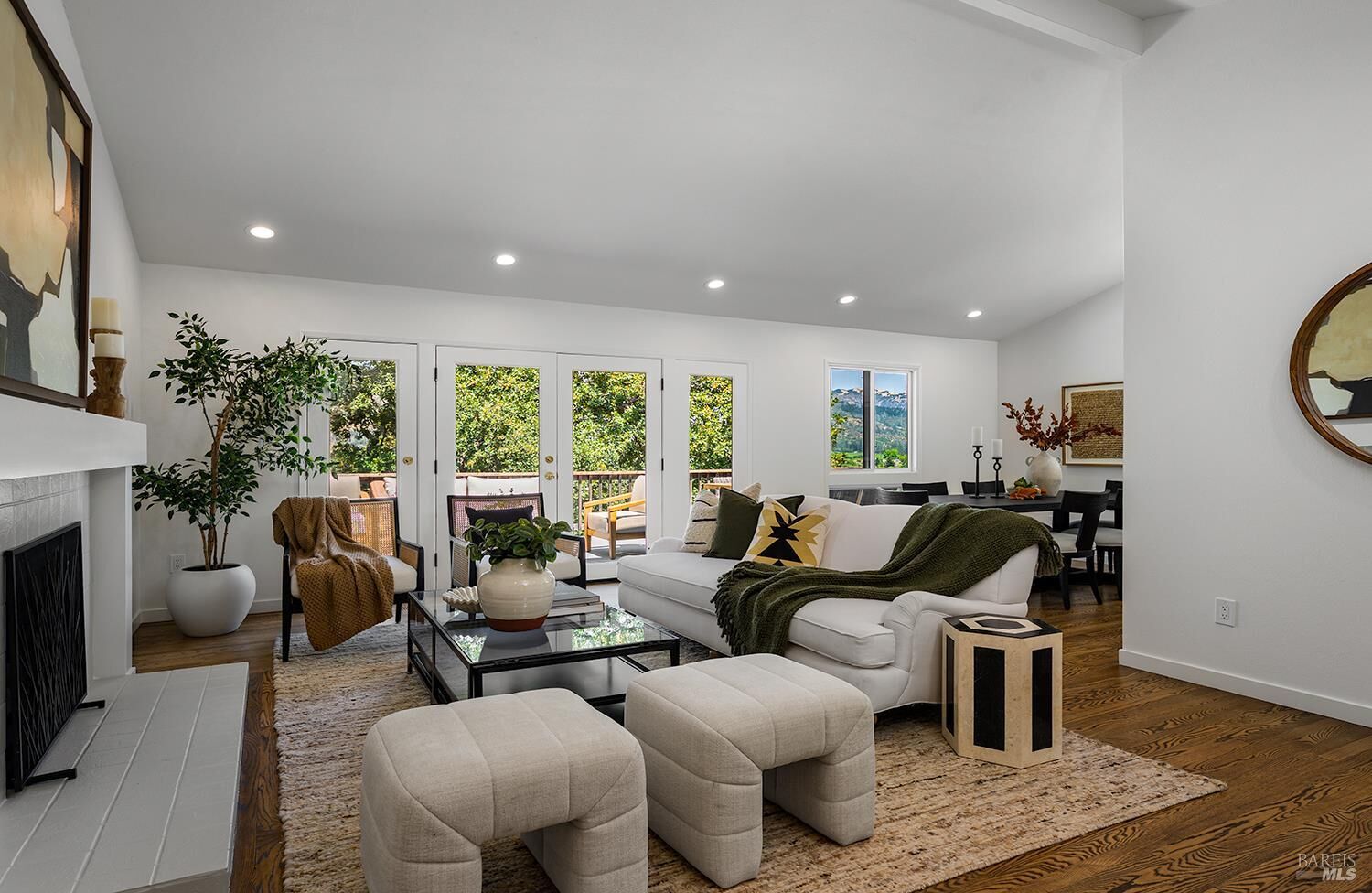 431 Oak Mesa Drive, Santa Rosa