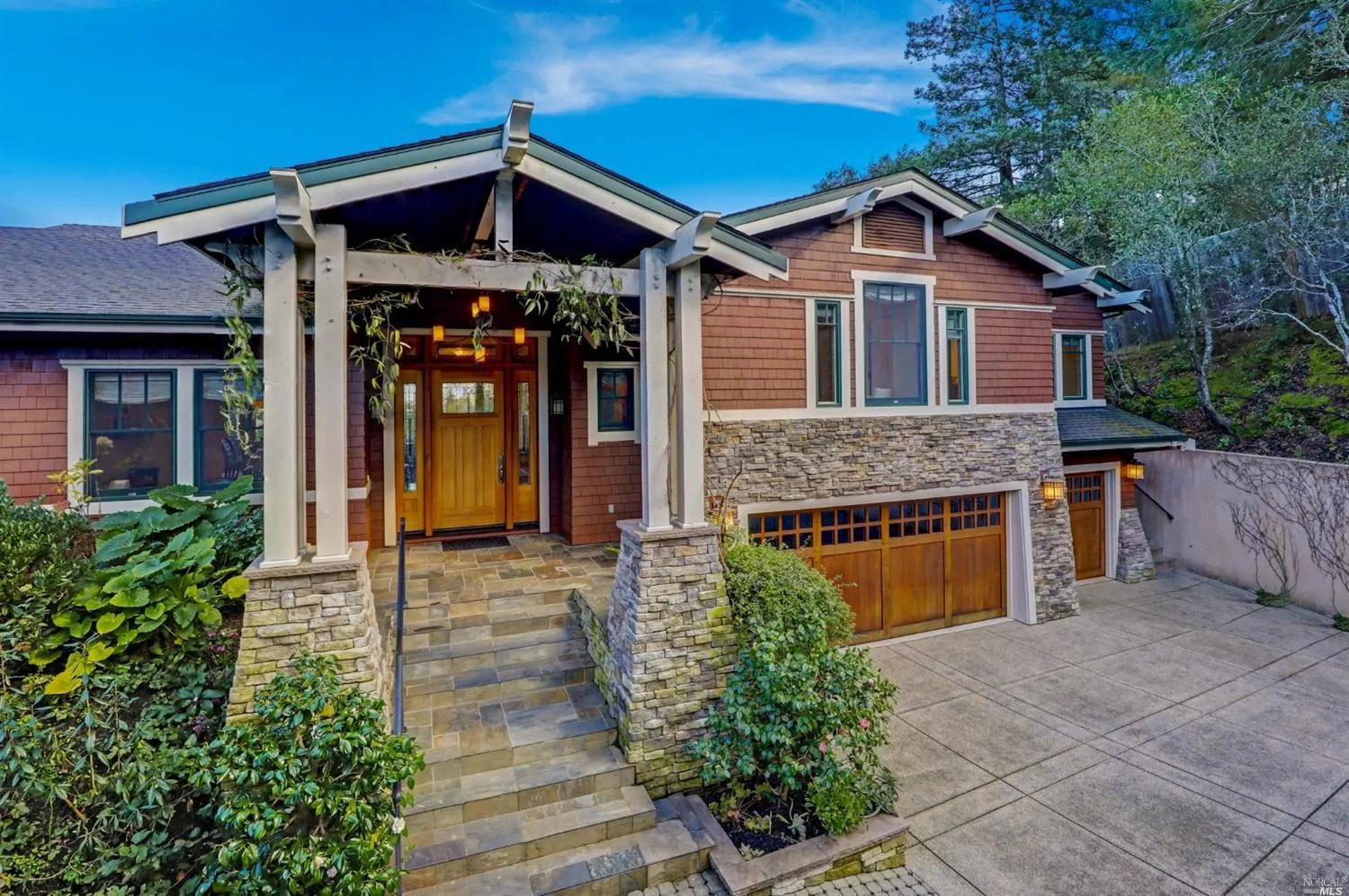 207 Evergreen Drive, Kentfield