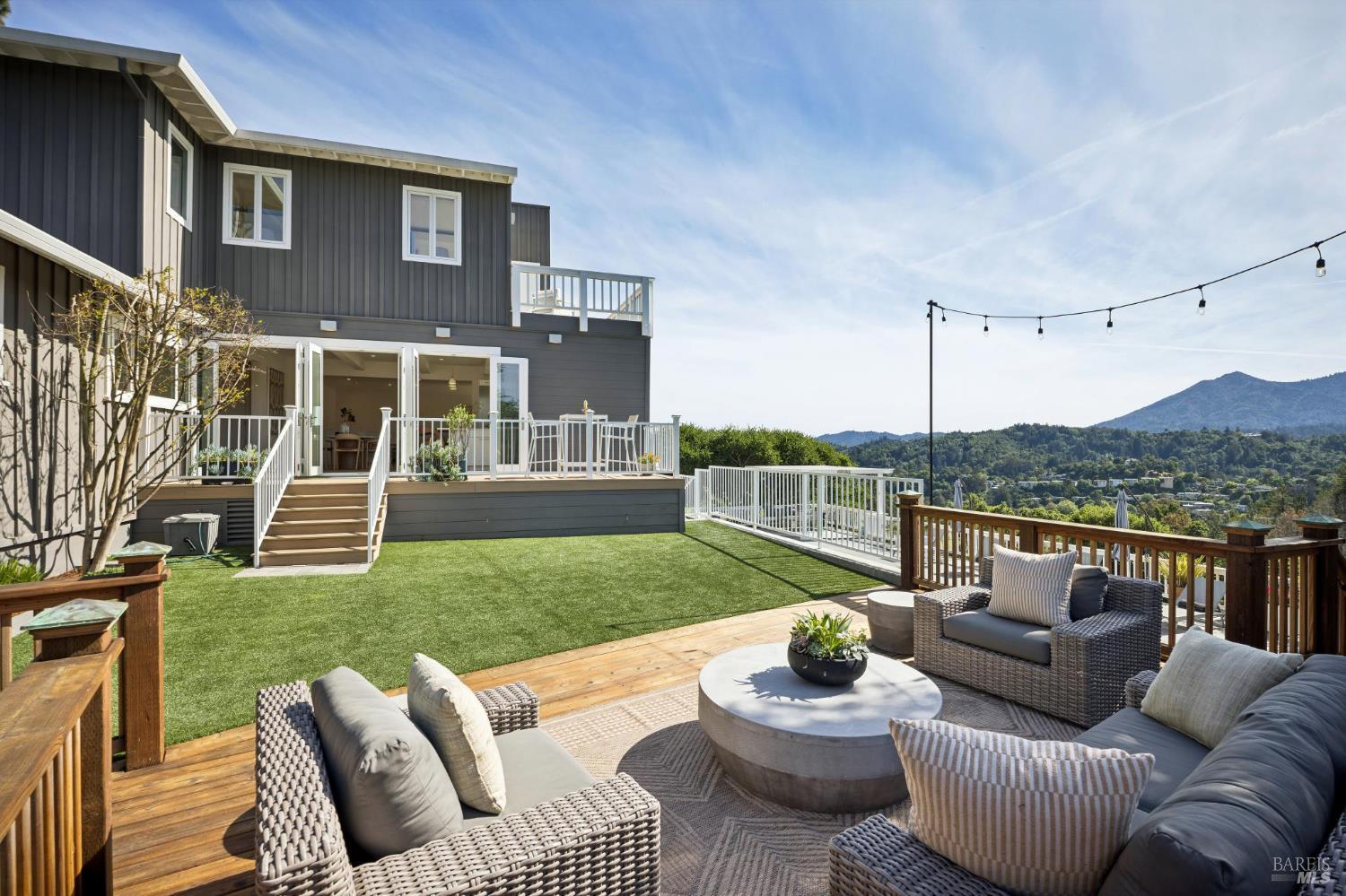 65 Valley View Avenue, San Rafael