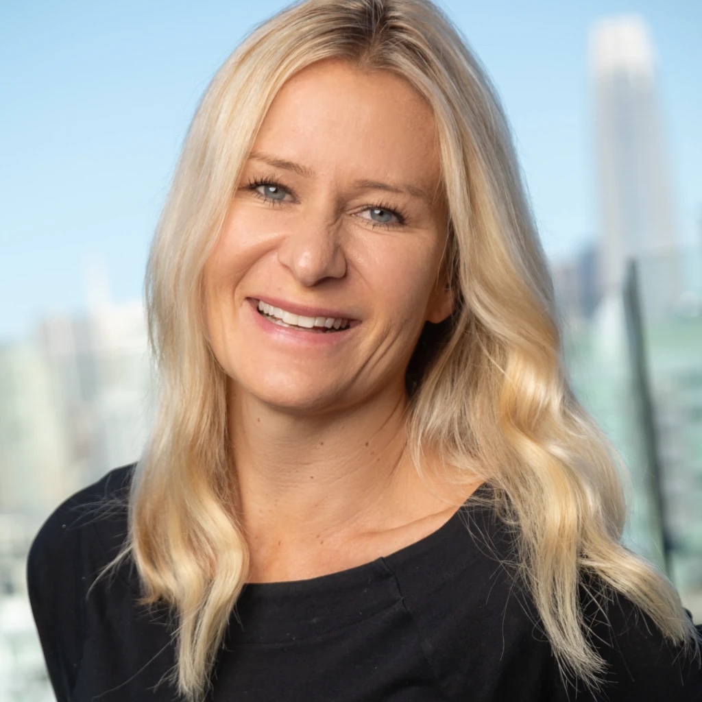 Headshot of Anuschka Schneider